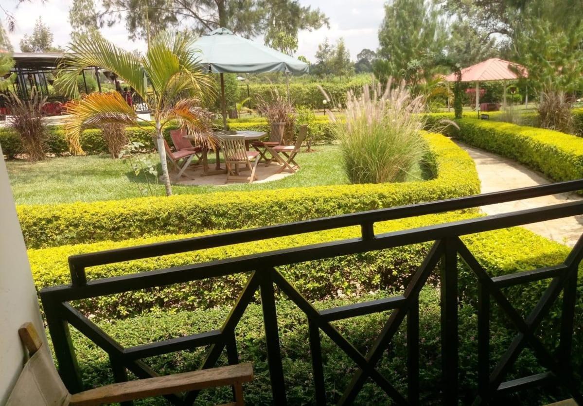 Jabali Country Lodge Kabondo エクステリア 写真